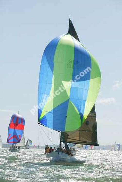 Cowes Week 2006 Photoaction 13